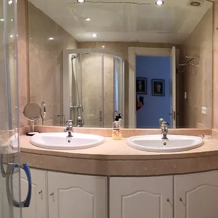 Sinfonia Del Mar Apartment Estepona